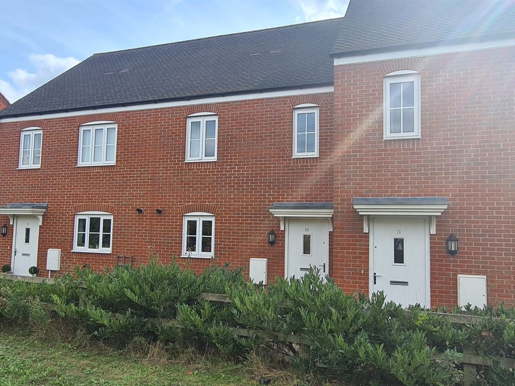 2 bed terraced house for sale in Purnell Walk, Aylesbury HP19 Zoopla