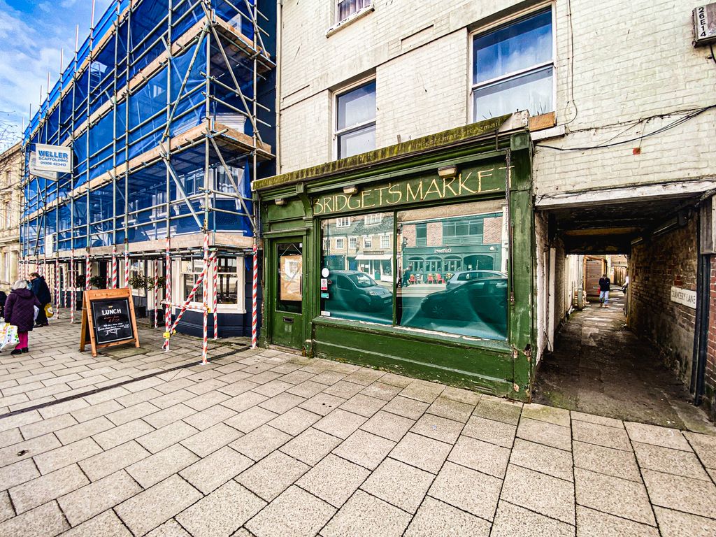 Retail premises to let in 32 East Street, Bridport DT6 Zoopla