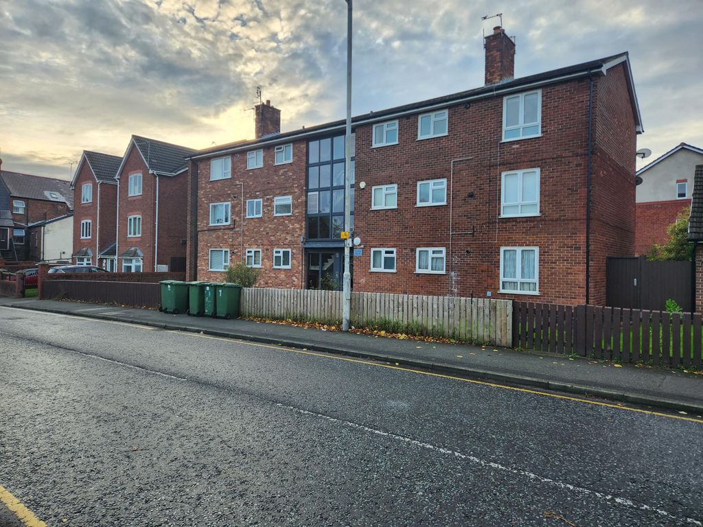 2 bed flat for sale in Mount Pleasant Road, Wallasey CH45, £95,000 Zoopla