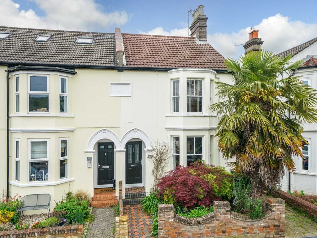 4 bed semidetached house for sale in Kingsland Road, Boxmoor HP1 Zoopla