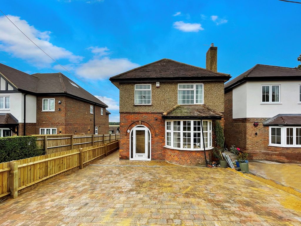 3 bed detached house for sale in Chartridge Lane, Chesham HP5 Zoopla
