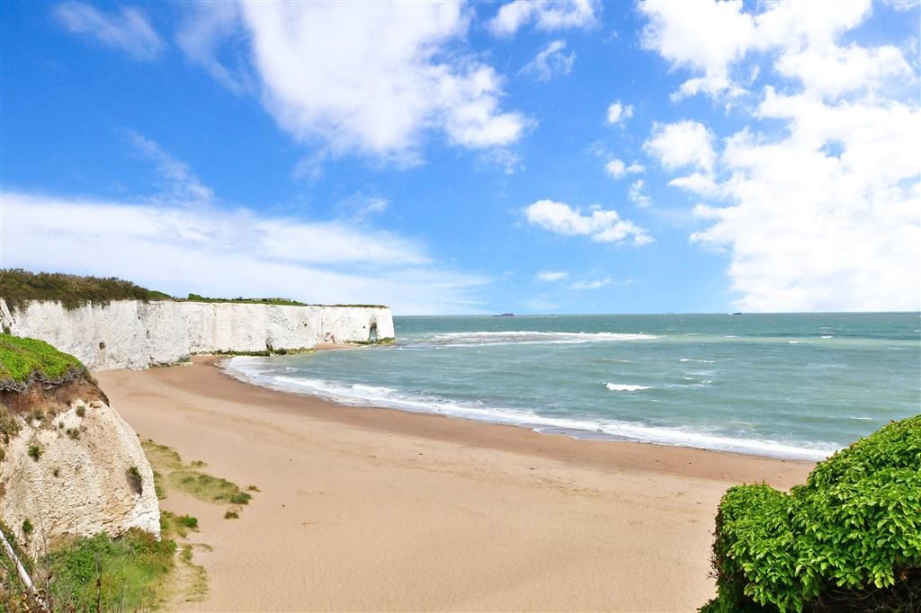 2 bed flat for sale in Kingsgate Bay Road, Broadstairs, Kent CT10 Zoopla