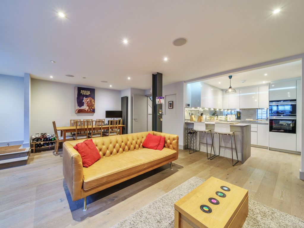 3 bed terraced house for sale in Edison Road, Crouch End N8, Zoopla