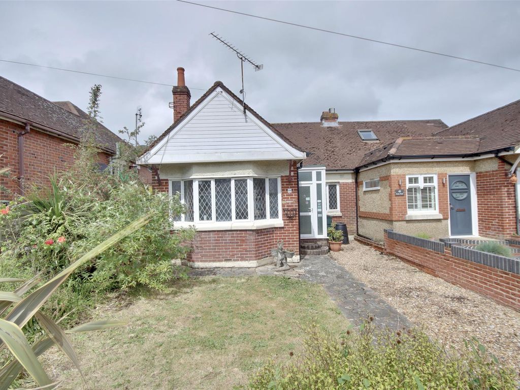2 bed semidetached bungalow for sale in Bushy Mead, Widley