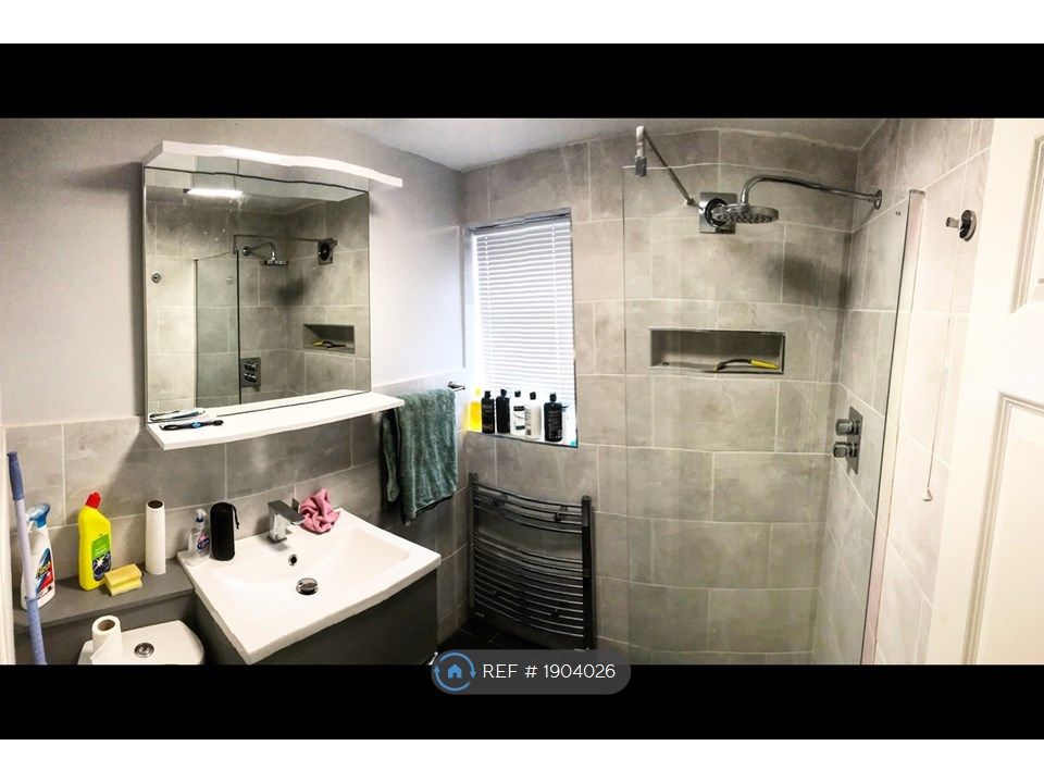 Room to rent in Madeley, Telford, Madeley TF7, £520 pcm Zoopla