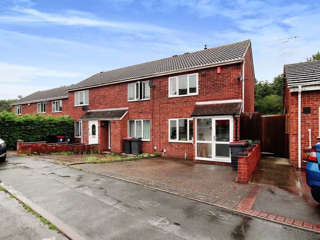 2 bed end terrace house for sale in Augustus Close, Coleshill