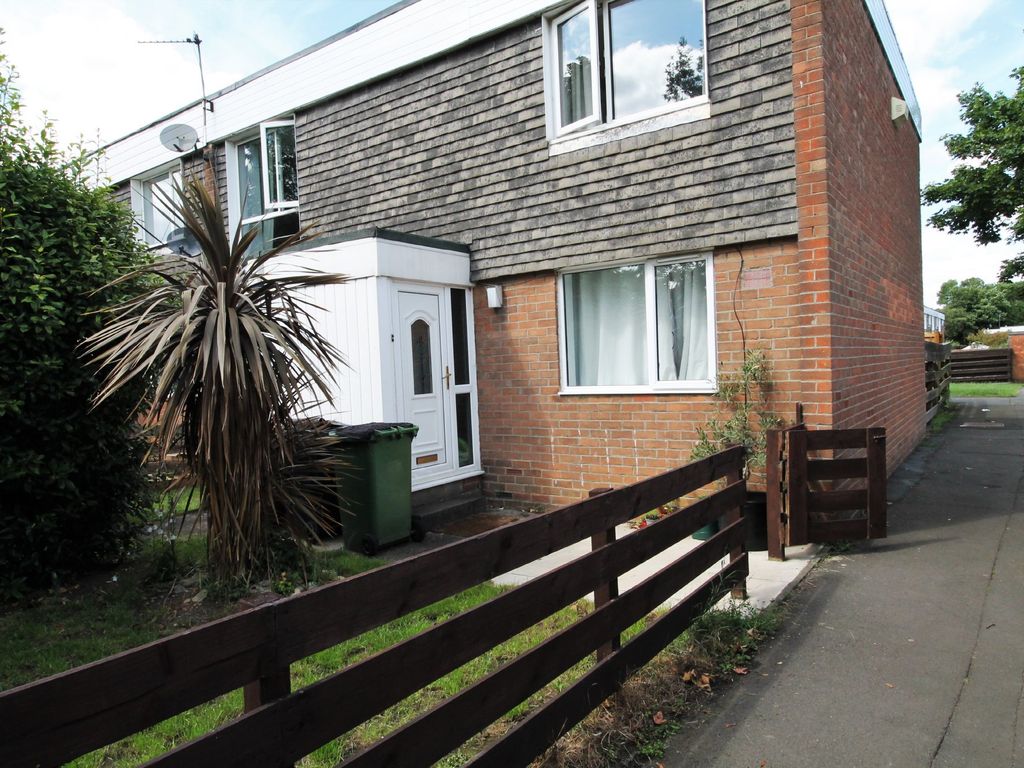 2 bed flat to rent in Brackenway, Albany, Washington NE37 Zoopla