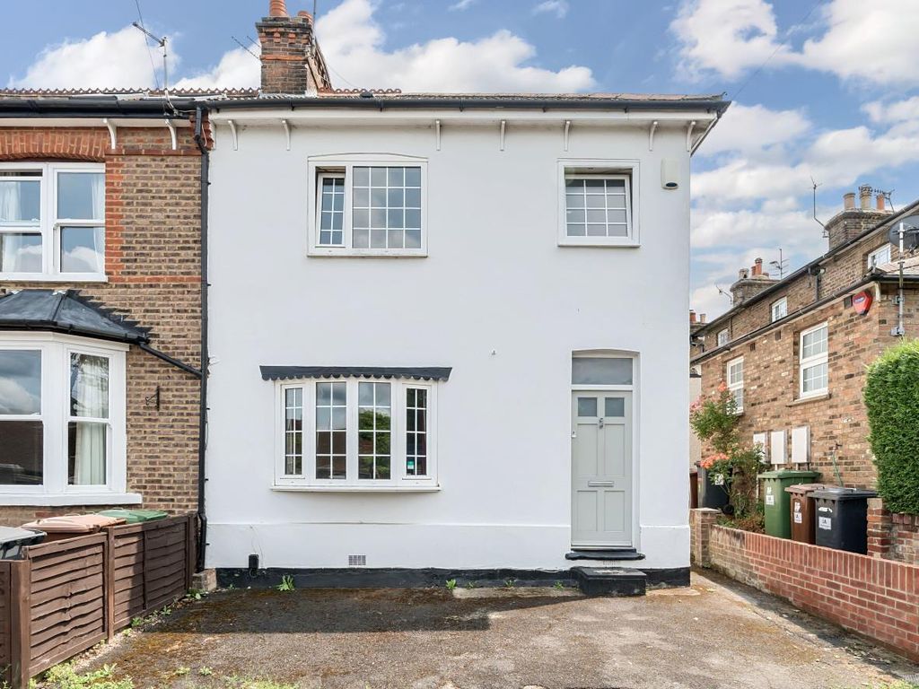 3 bed end terrace house for sale in Falconer Road, Bushey WD23, £