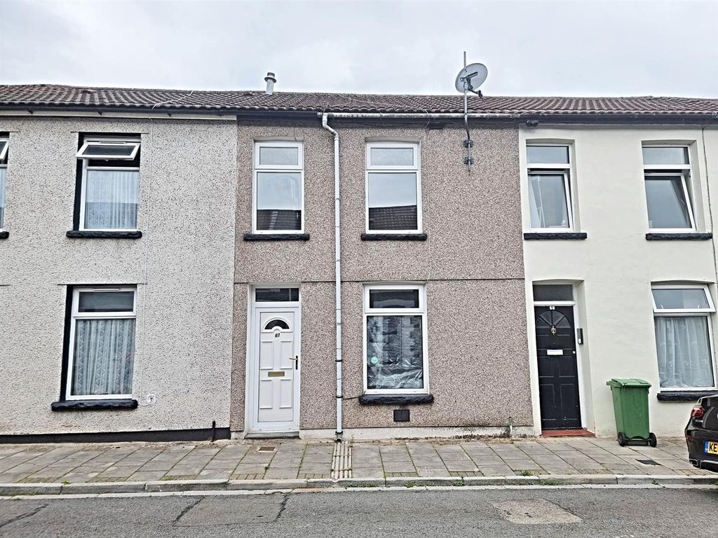 2 bed terraced house for sale in East Street, Pontypridd CF37 Zoopla