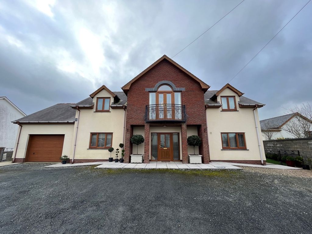 5 bed detached house for sale in Beulah Road, Newcastle Emlyn SA38, £
