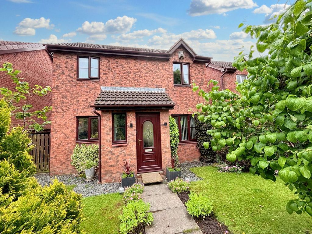 3 bed detached house for sale in Helvellyn Avenue, Washington NE38, £