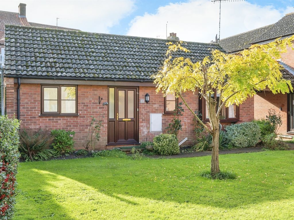 2 bed detached bungalow for sale in Old Bear Court, North Walsham NR28