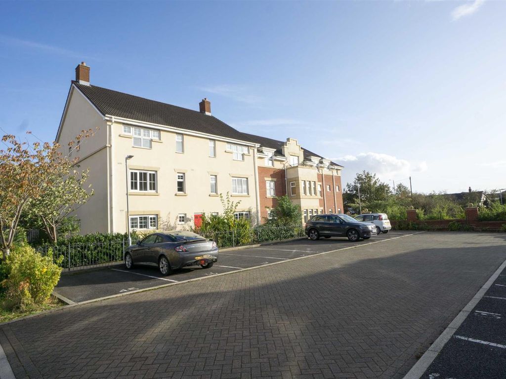 2 bed flat for sale in Cravenwood Rise, Westhoughton, Bolton BL5 Zoopla