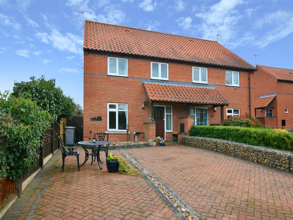 3 bed semidetached house for sale in Mayhill, Southwell NG25 Zoopla