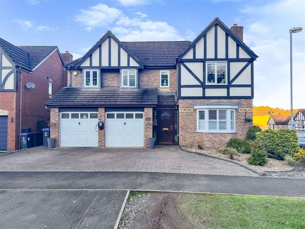 5 bed detached house for sale in Cheddleton Park Avenue, Cheddleton, Staffordshire ST13 Zoopla