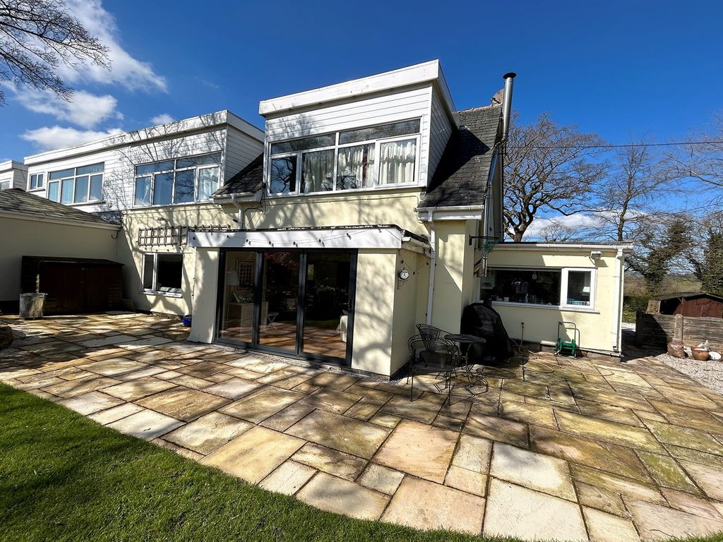 4 bed semidetached bungalow for sale in Combs Road, ChapelEnLeFrith