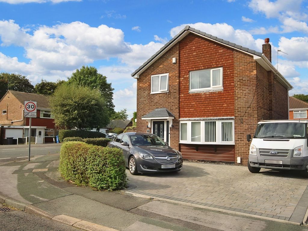 4 bed detached house for sale in Wheatcroft Close, Great Sankey