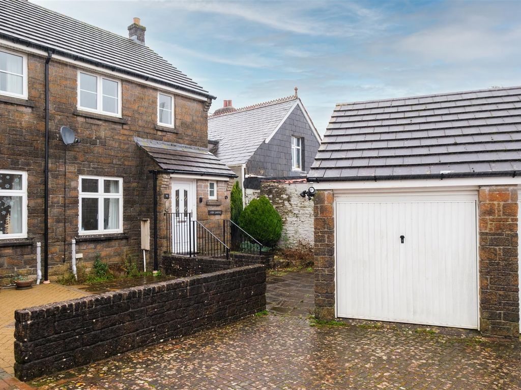 2 bed semidetached house for sale in Lingard Close, Liskeard PL14, £