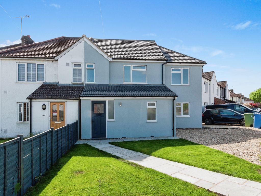 5 bed semidetached house for sale in Clive Road, Aldershot GU12 Zoopla