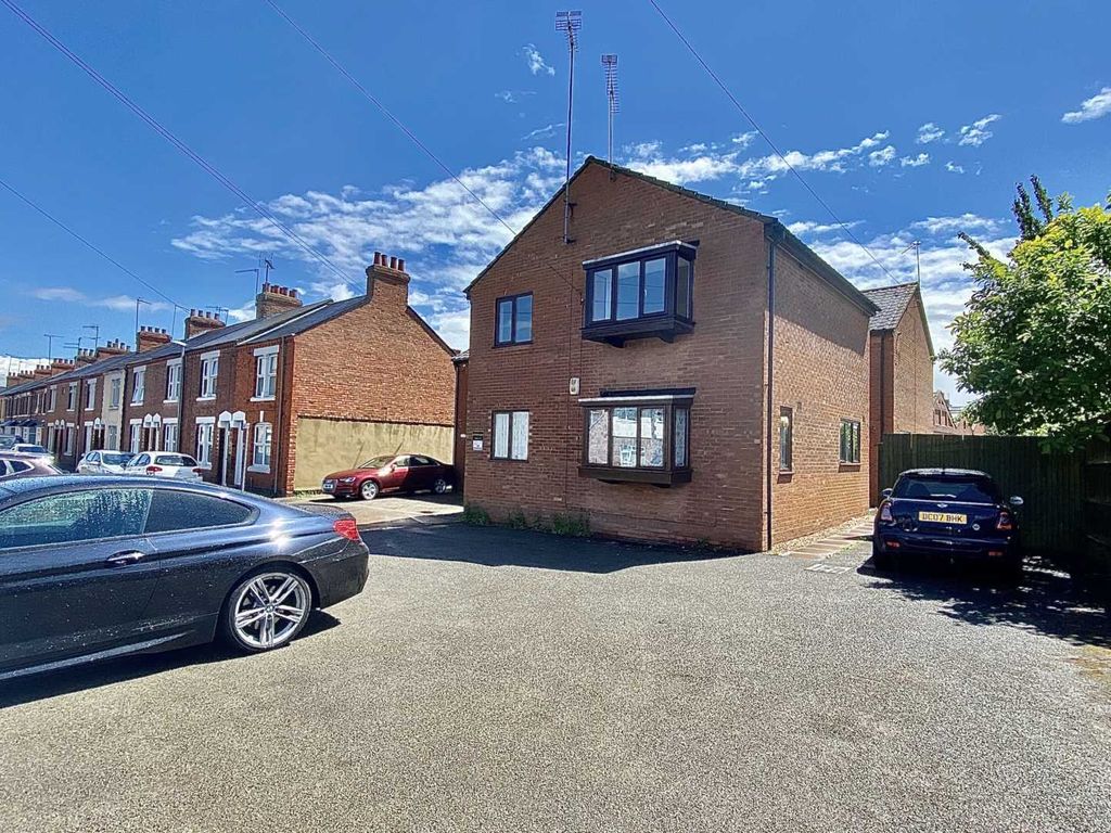 1 bed flat to rent in Bowden Road, Northampton NN5 Zoopla