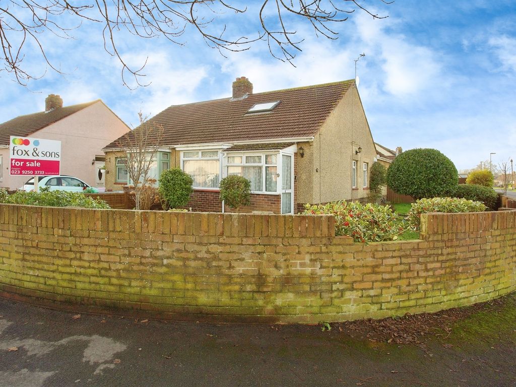 3 bed semidetached bungalow for sale in Rowner Lane, Gosport PO13, £