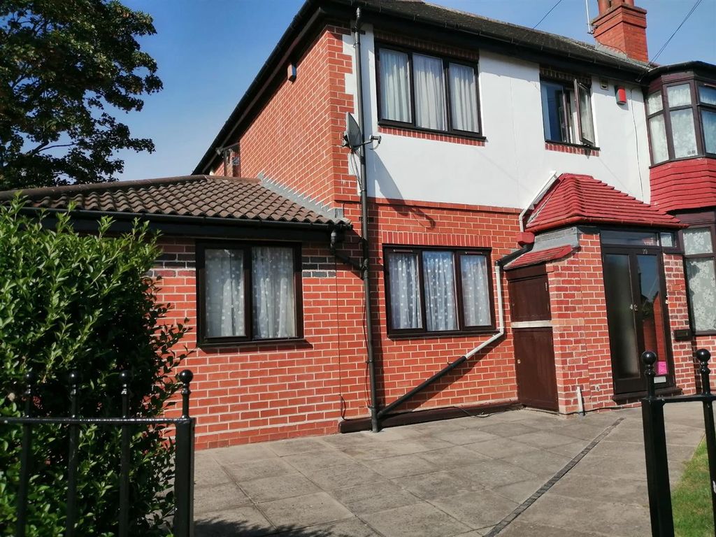 2 bed flat to rent in Wood Lane, Handsworth, Birmingham B20 Zoopla