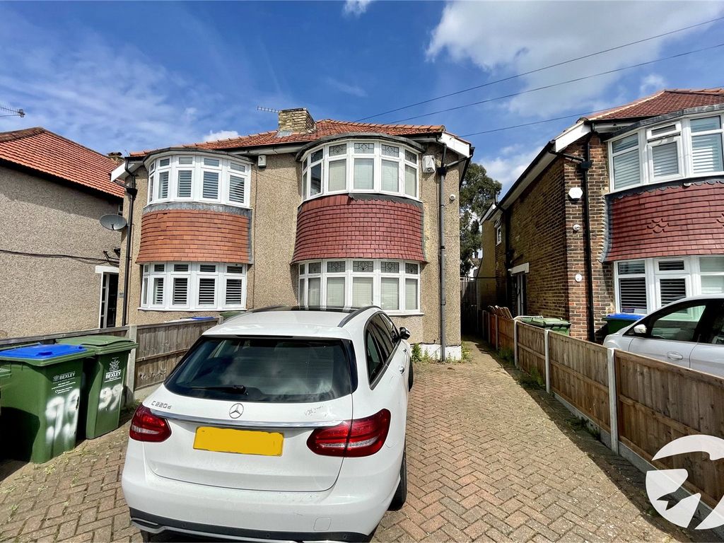 3 bed semidetached house for sale in Swanley Road, Welling, Kent DA16