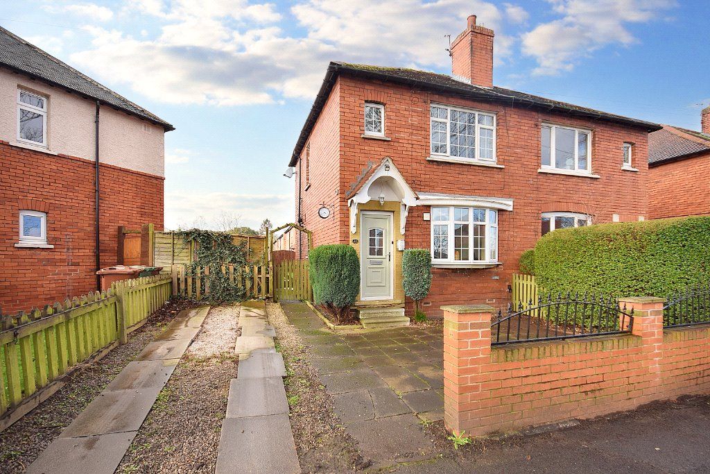 2 bed semidetached house for sale in Peacock Avenue, Wakefield, West Yorkshire WF2, £150,000