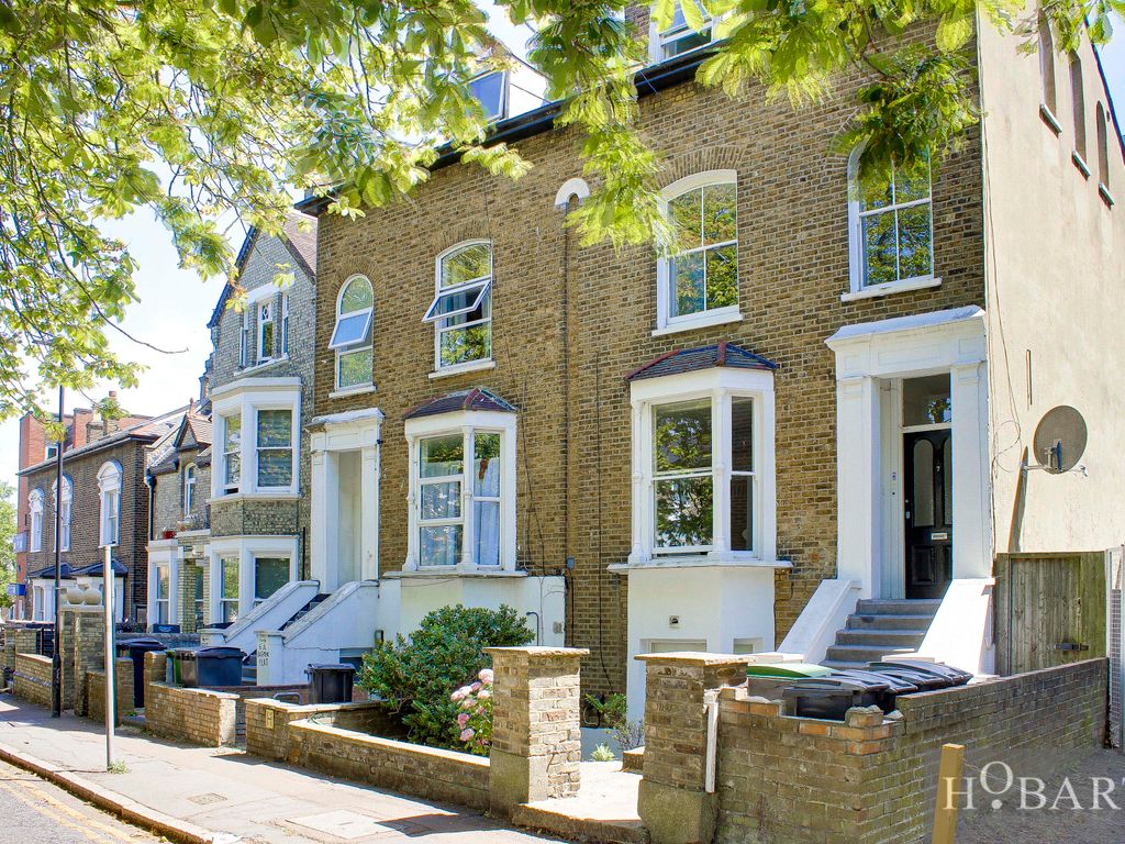 3 bed flat for sale in Stuart Crescent, Wood Green, London N22 Zoopla