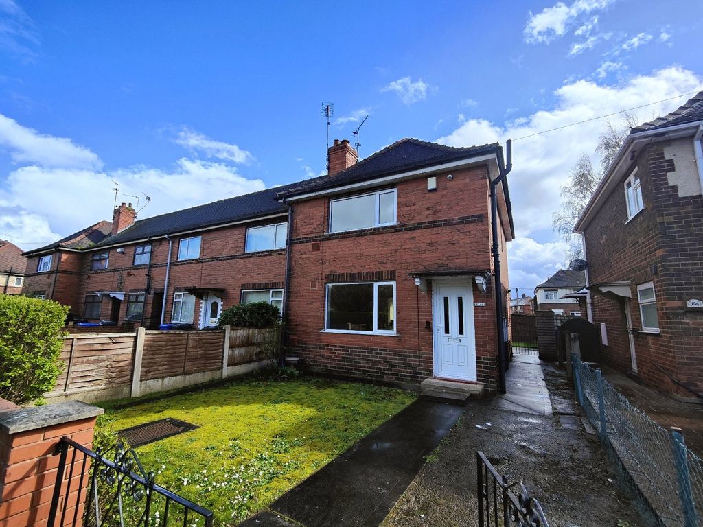 3 bed semidetached house to rent in Wheatley Hall Road, Doncaster, UK