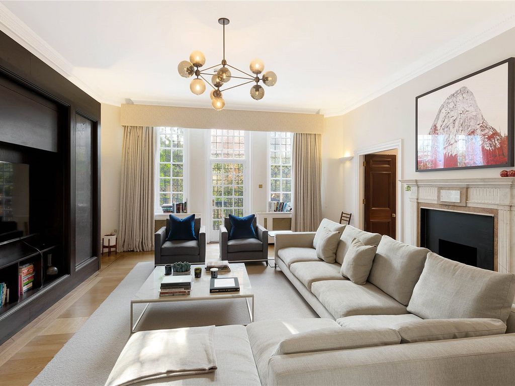 Eaton Gate, Belgravia, London SW1W  