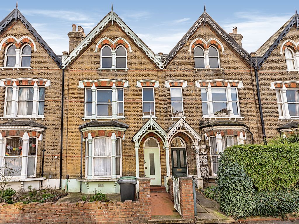 4 bed terraced house for sale in Osborne Road, London N4 Zoopla