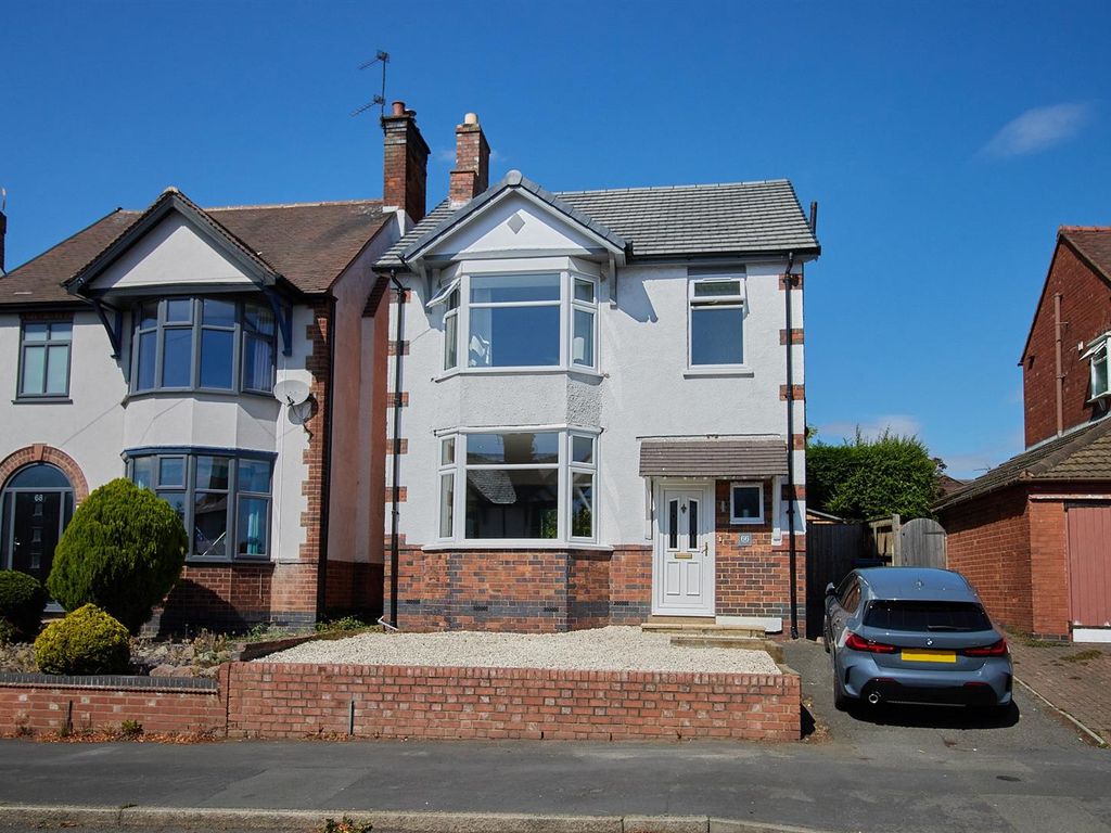 3 bed detached house for sale in Southfield Road, Hinckley LE10 Zoopla