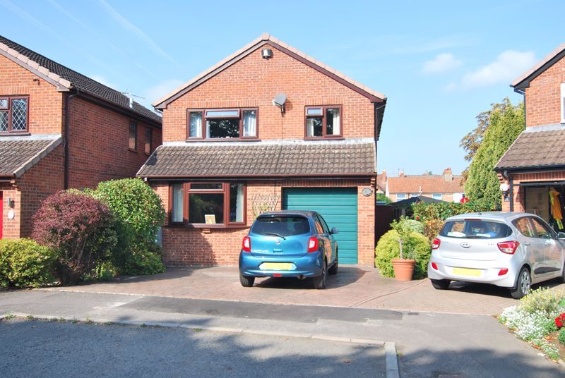 4 bed detached house for sale in Podsmead Place, Linden, Gloucester GL1