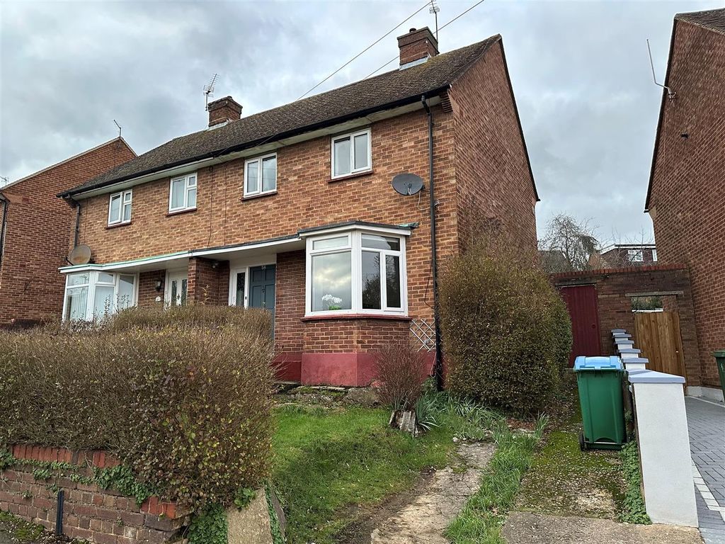 2 bed semidetached house for sale in Newhouse Crescent, Watford WD25