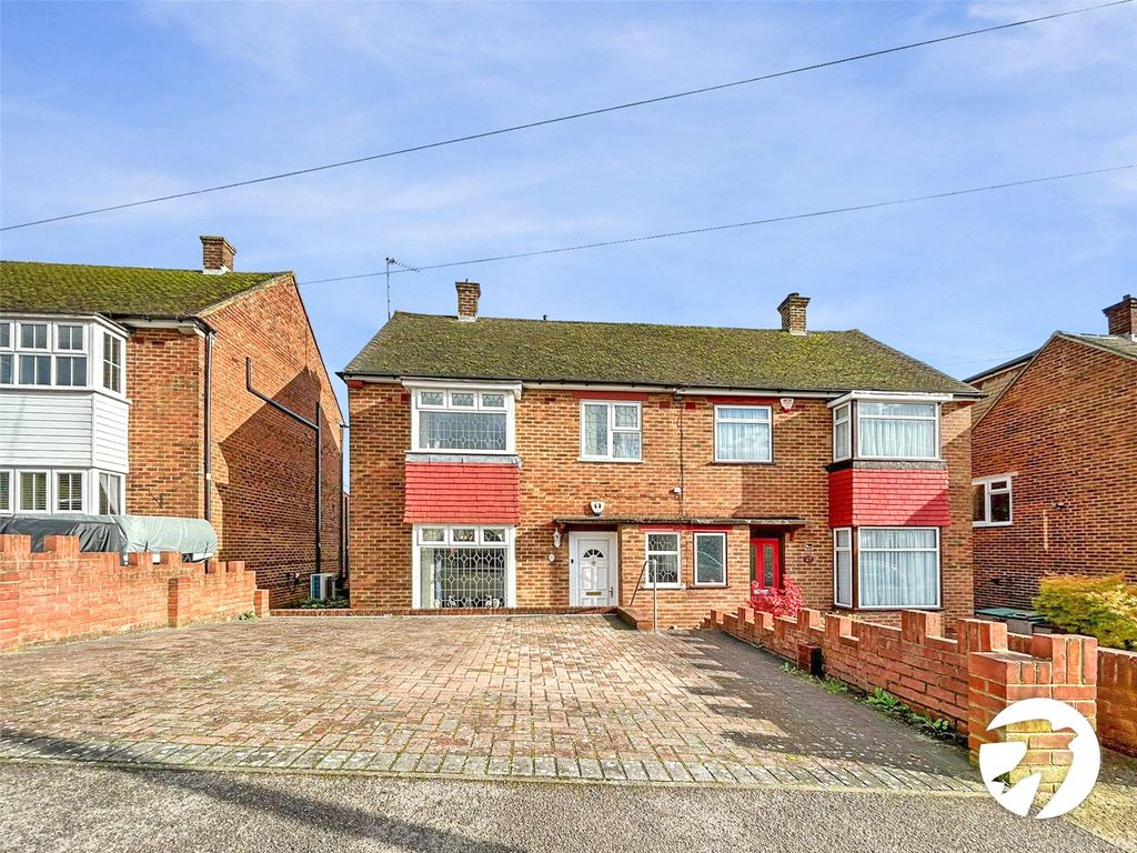 3 bed semidetached house for sale in Columbine Road, Rochester, Kent