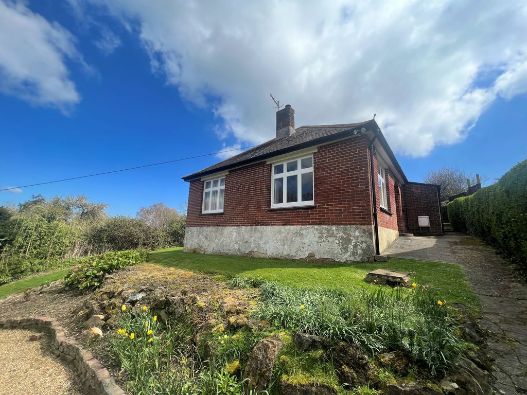 3 bed detached house to rent in Church Road, Shanklin PO37 Zoopla