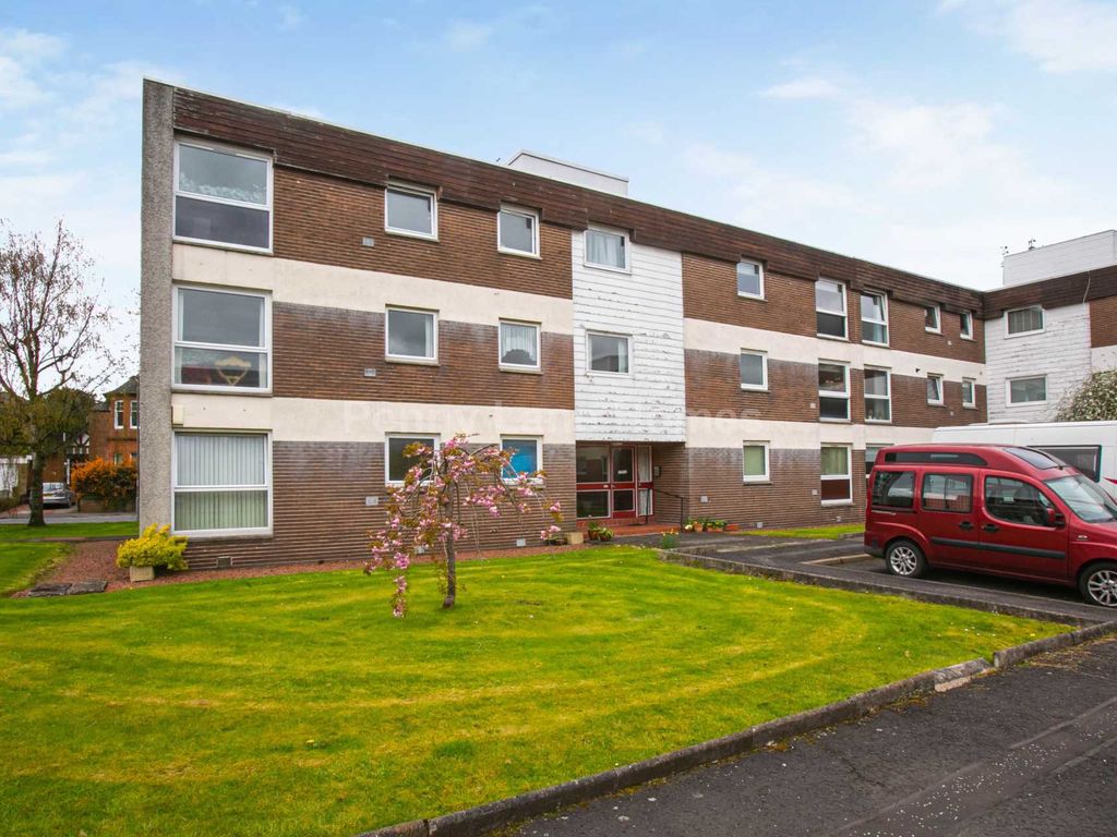 3 bed flat for sale in Greenlaw Drive, Paisley PA1 Zoopla