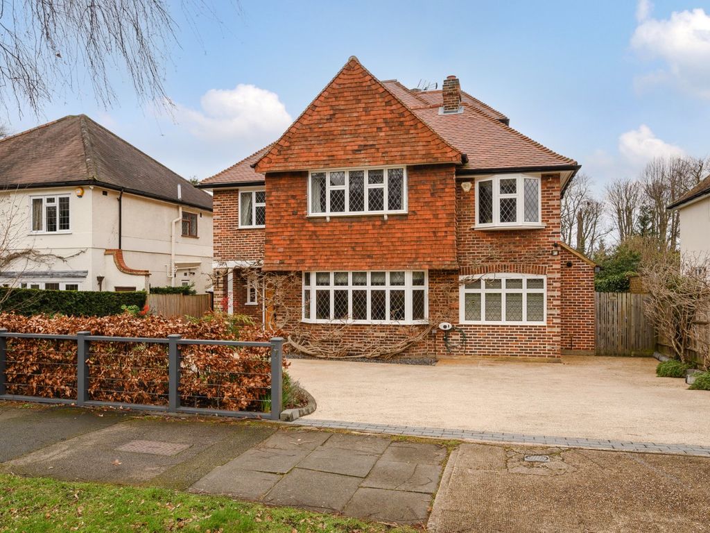 5 bed detached house for sale in Woodlands Road, Surbiton KT6 Zoopla