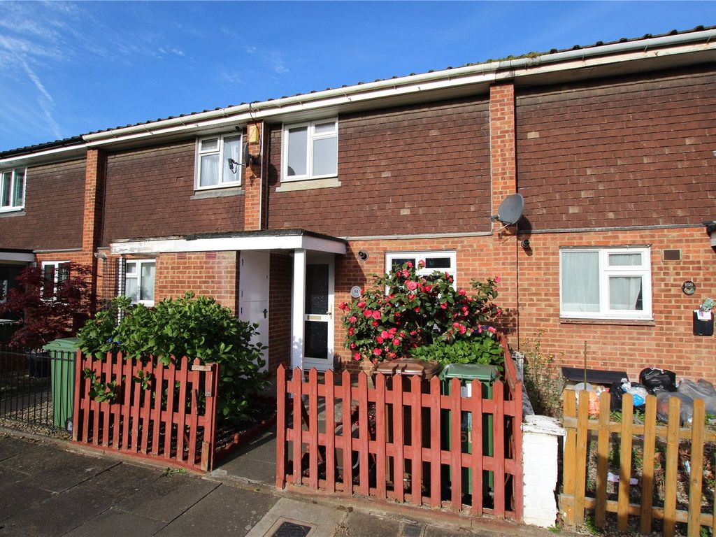 3 bed terraced house for sale in Bledlow Close, Thamesmead, London SE28