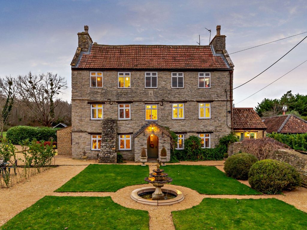 9 bed detached house for sale in Parkhouse Lane, Keynsham, Bristol