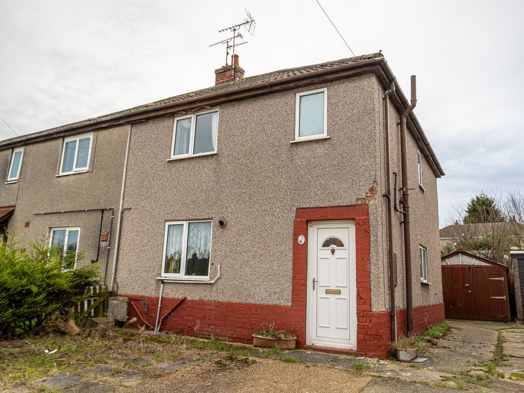 3 bed semidetached house for sale in Central Avenue, Creswell S80, £
