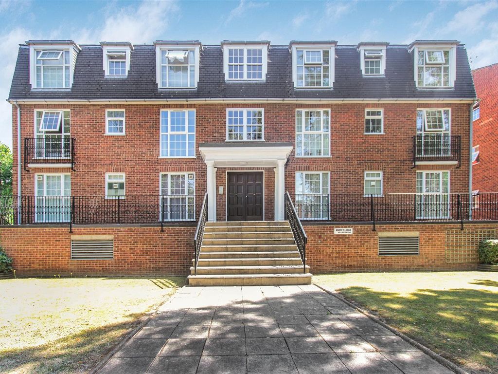 Studio for sale in Wellington Road, Enfield EN1, £199,950 Zoopla