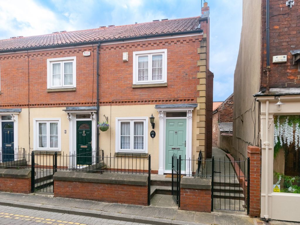 2 bed end terrace house for sale in Wren Lane, Selby YO8 Zoopla