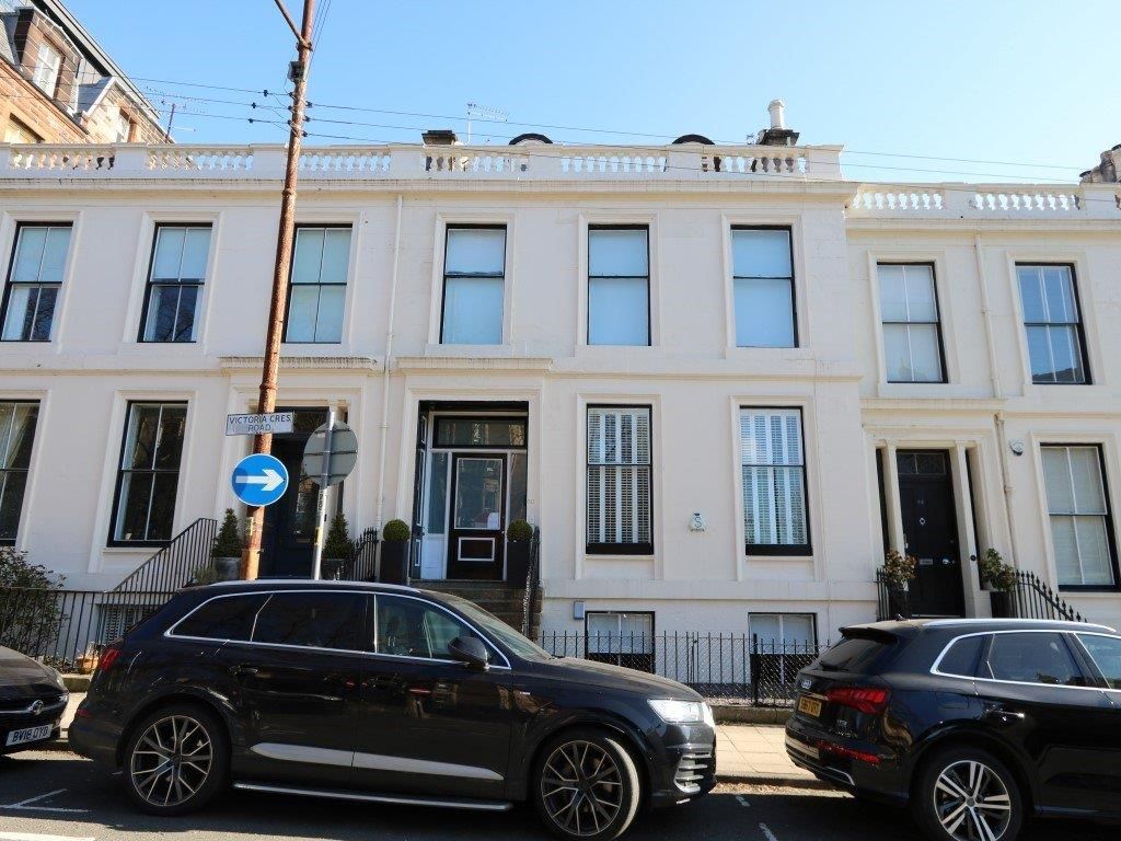 Studio to rent in Victoria Crescent Road, Glasgow G12, £875 pcm Zoopla