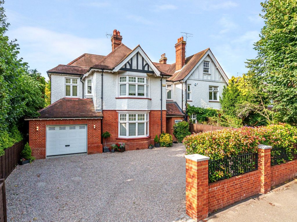 5 bed semidetached house for sale in Mayfield Road, Weybridge KT13, £