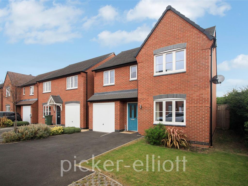 4 bed detached house for sale in Godfrey Close, Stoney Stanton