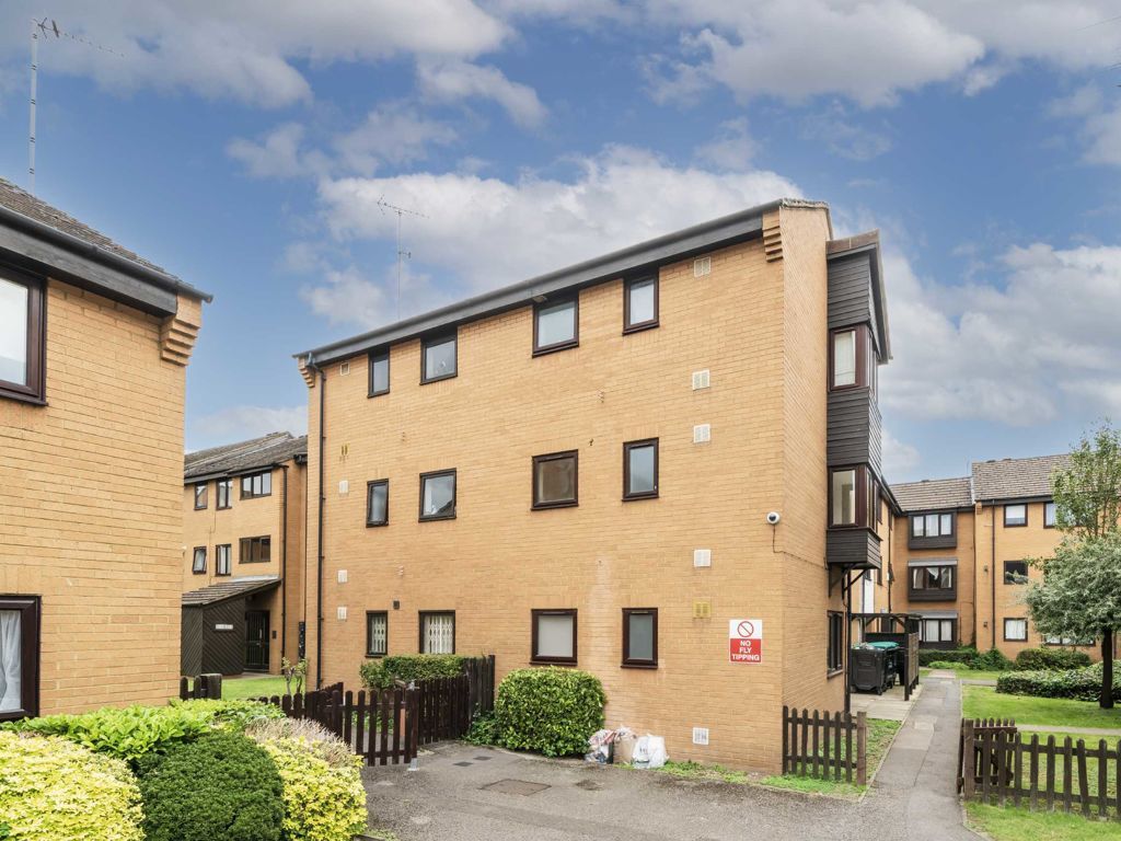 Studio to rent in Wilkinson Way, London W4, £1,101 pcm Zoopla