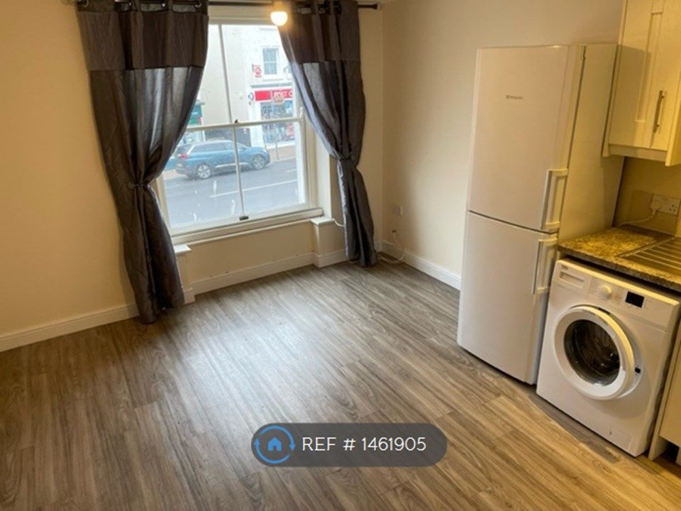 1 bed flat to rent in High Street, Honiton EX14 Zoopla