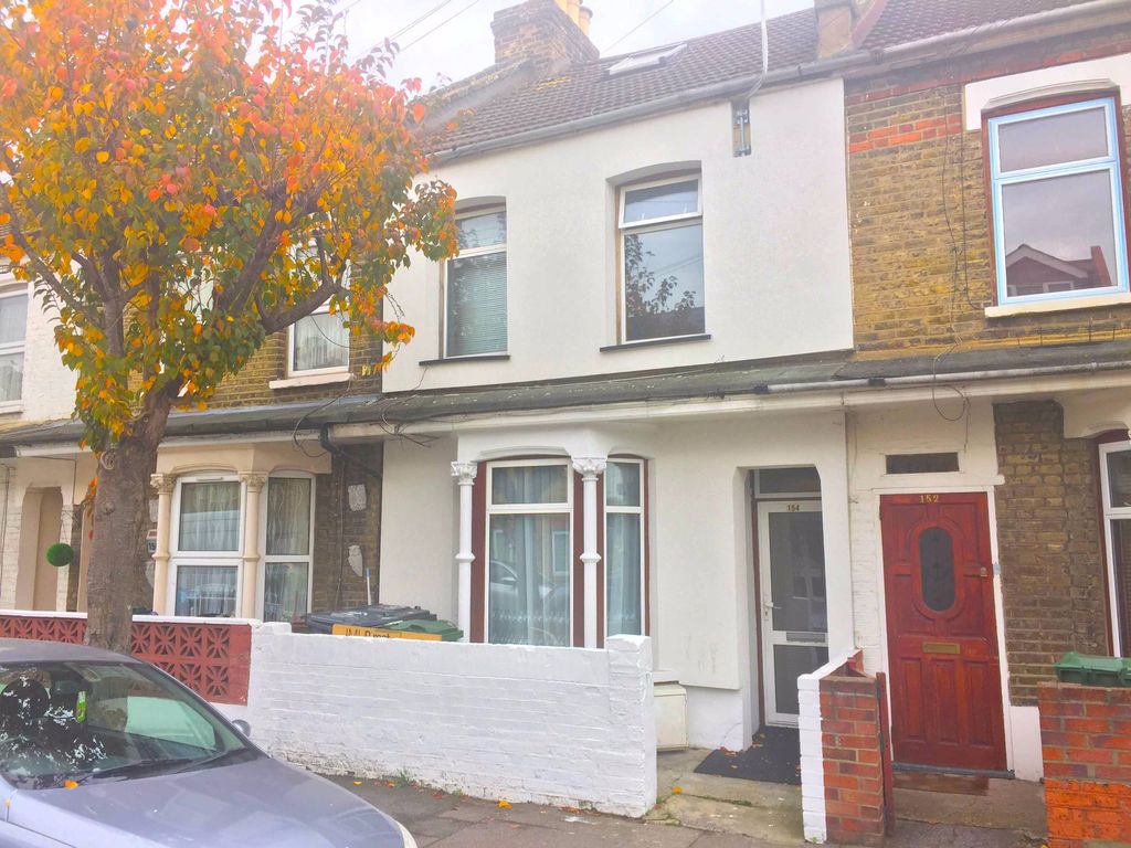 2 bed flat for sale in Ashville Road, London E11, £344,950 Zoopla